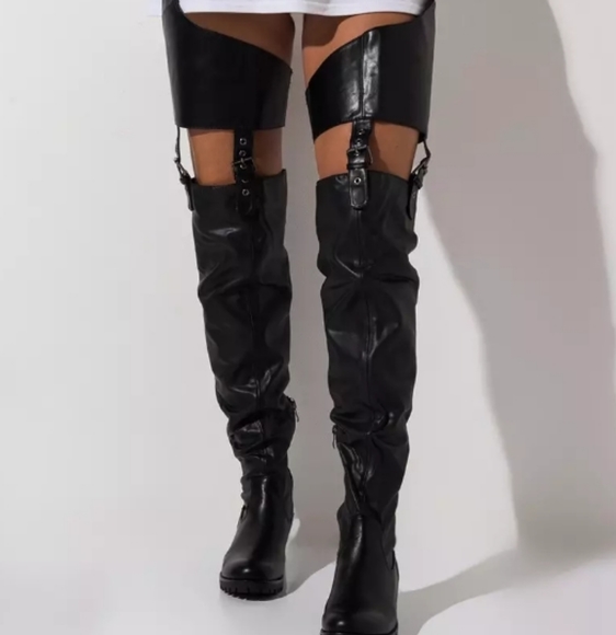 - Thigh high belted boots/final sale - Picture 2 of 10